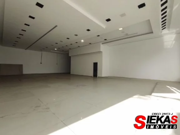 Imagem Salão Comercial de Alto Padrão na Penha de França, São Paulo-SP: 682m², 3 Banheiros.