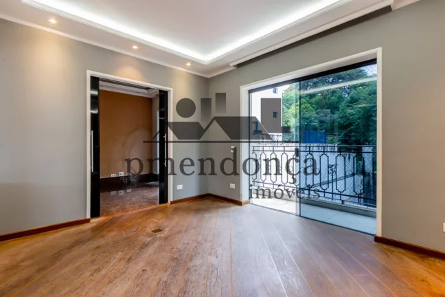 Imagem Apartamento em Higienópolis com 269m², 3 suítes e 4 vagas.