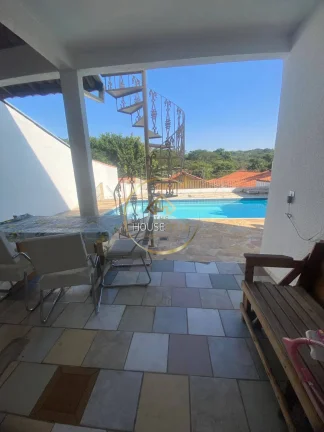 Imagem Casa, 2 Quartos (1 Suite), Pscina, Edícula, Bosque dos Eucaliptos, SJC