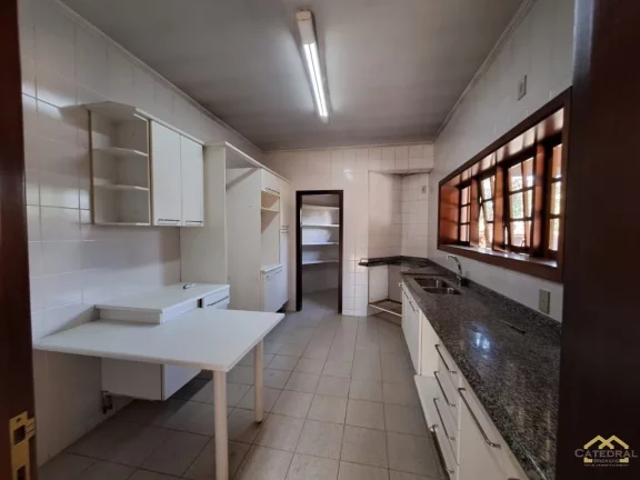 Imagem Casa com 433m² à Venda por R$2.800.000,00 com fino acabamento no Jardim Novo Mundo - Jundiaí/SP