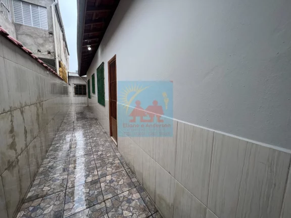 Imagem Casa na zona 2 da Ocian, Praia Grande 325mil