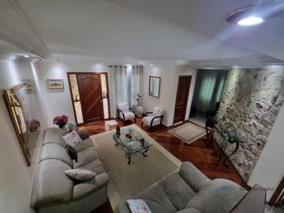 Imagem Lindo Sobrado à Venda com 3 dormitórios, 3 suítes, hidromassagem, 5 vagas, Parque Espacial, São Bernardo do Campo