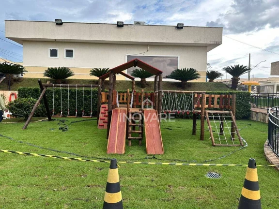 Imagem Casa com 3 dormitórios à venda, 73 m² por R$ 430.000,00 - Araporã - Araporã/MG