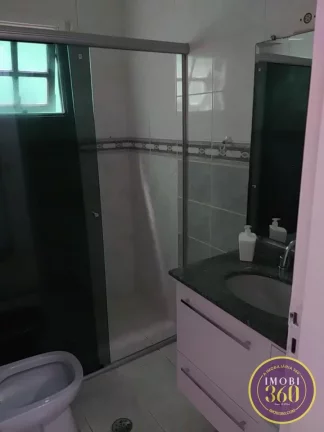 Imagem *Excelente Sobrado à Venda – Conforto e Praticidade!*