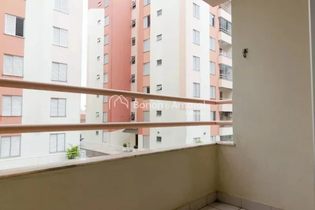 Imagem Este espaçoso apartamento de 72 metros quadrados está localizado no desejado bairro de Mansões Sa...