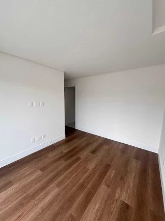 Imagem Cobertura Duplex com 2 suítes e 1 vaga de garagem - Canto Grande em Bombinhas/SC