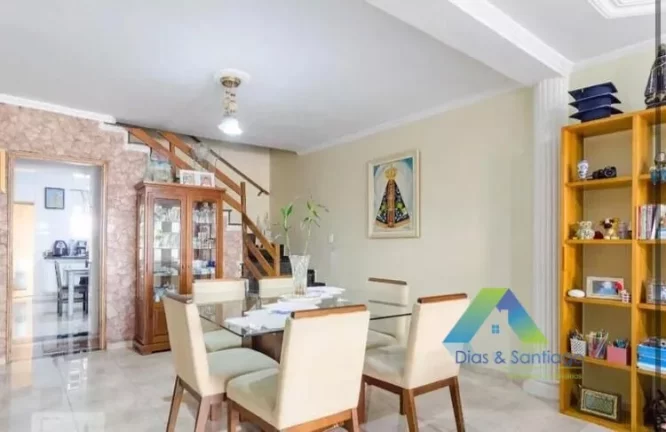 Imagem MIRANDÓPOLIS Lindo Sobrado 200 metros, 3 dormitórios, 1 suíte, 4 vagas espaço gourmet com churrasqueira ótima localização e valor !!!