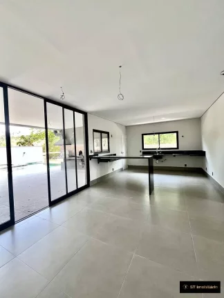 Imagem Casa à venda com 4 Suítes em Condomínio Fechado - Bragança Paulista/SP!