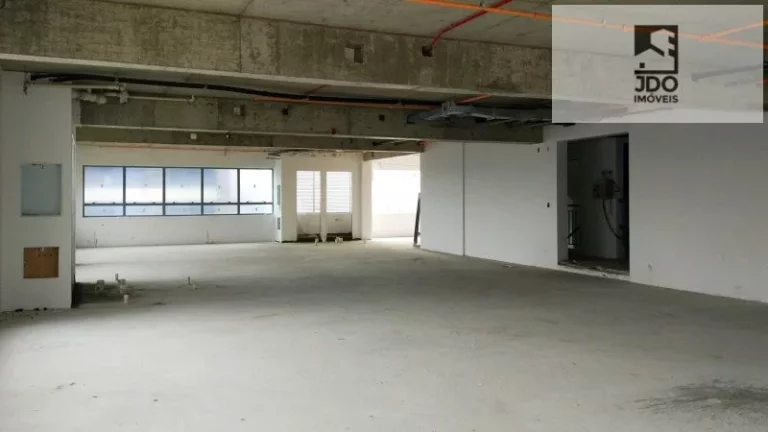 Imagem Imóvel Comercial a Venda no bairro Champagnat - Curitiba, PR