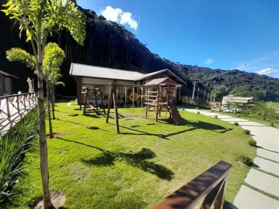 Imagem Terreno em Condomínio para Venda em Teresópolis / RJ no bairro Prata