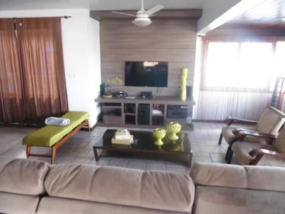 Imagem CASA À VENDA, BAIRRO DA GLÓRIA - MACAÉ/RJ.