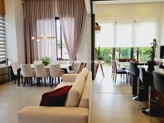 Imagem Casa à venda no Condomínio Reserva Real em Paulínia

Casa maravilhosa térrea com 4 anos, com 3 q...