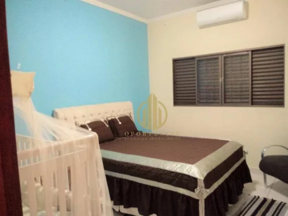 Imagem Casa residencial de três dormitórios com suíte