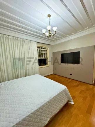 Imagem Imponente Residência de Alto Padrão no Morumbi: 5 Quartos, 5 Suítes, 6 Salas, 8 Banheiros, 10 Vagas de Garagem e 1.100m² de Área.