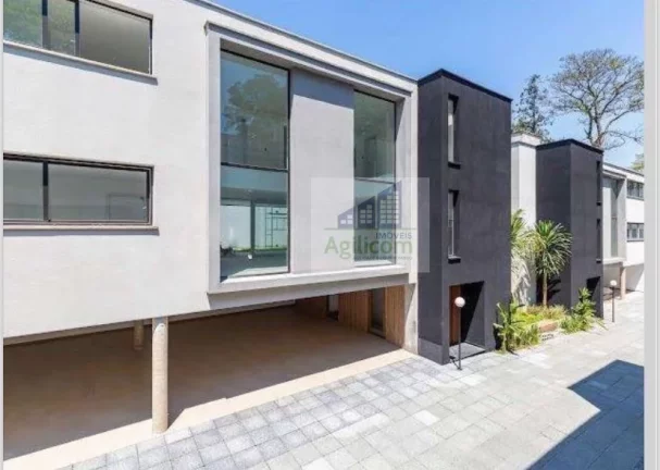 CASA EM CONDOMÍNIO FECHADO NO JQRDIM CORDEIRO COM 4 DORMITÓRIOS