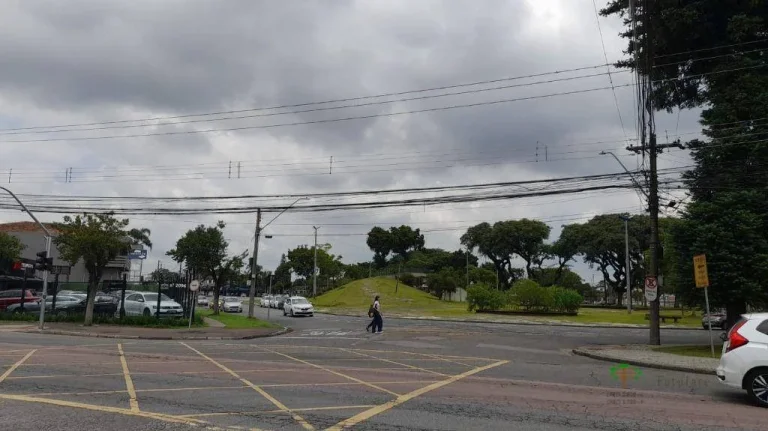 Imagem **Lojas à venda, 1.367 m² por R$ 12.800.000 - Hauer - Curitiba/PR