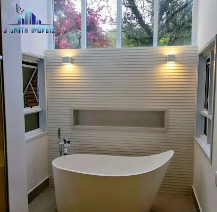 Imagem CASA 4 SUÍTES, PISCINA, 10 VAGAS, 666m² CONSTRUÍDA. TERRENO 1.194m².