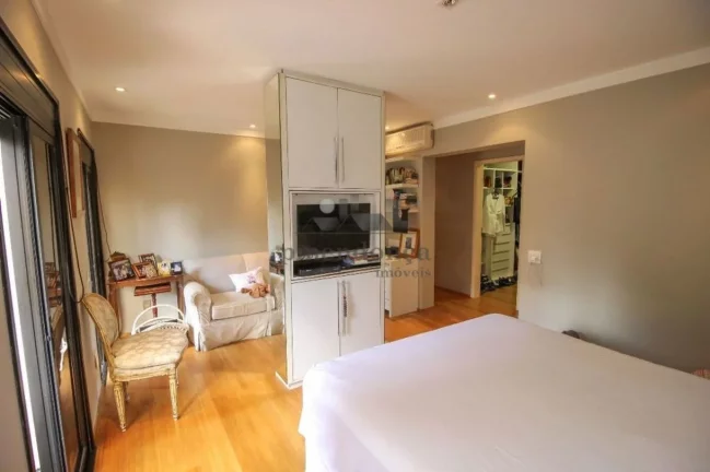Imagem Apartamento 4 quartos, 3 suites, 5 vagas, 300 m²