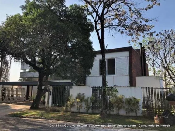Imagem Fazendinha / R. Vital Brasil (fechada) - LOCAÇÃO 4 sts, moderna, linda!