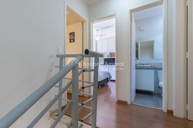 Imagem Sobrado, espaçoso, reformado, clean, amplo quintal, ótimo condomínio
Exclusivo pra você!
No anda...