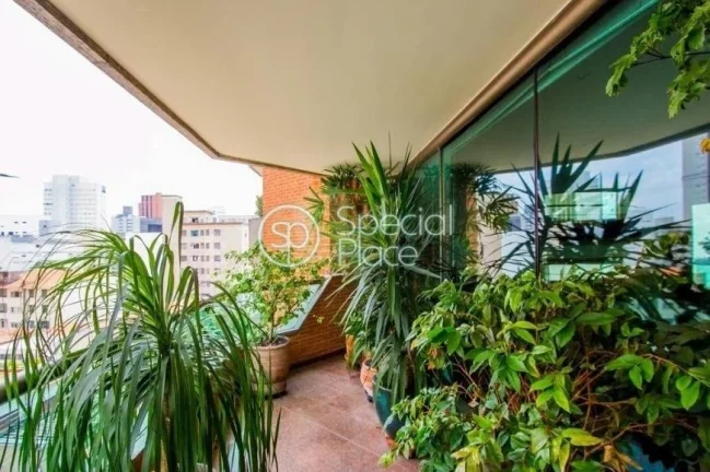 Imagem Excelente apartamento com 540m² no Jardim Paulista Amplo living com mezanino, lareira, home theater...