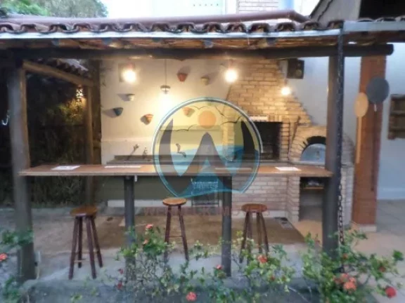 Imagem Imperdível Casa à Venda em Ubatuba-SP, Bairro Praia Grande, 3 Quartos, 1 Suíte, 4 Vagas de Garagem, 190m² de Área