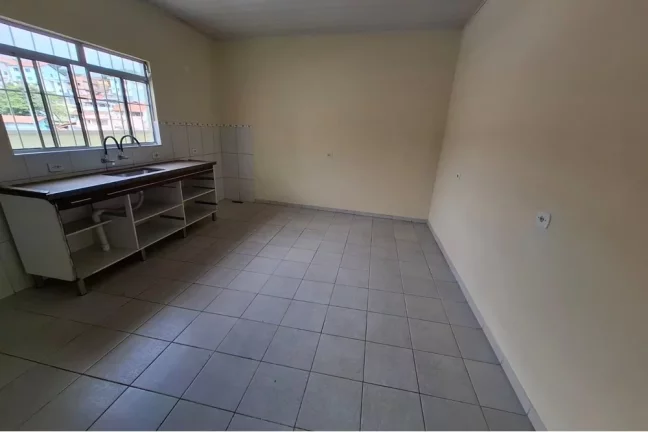 Imagem Casa para locação com 2 dormitórios, 2 banheiros e quintal por R$1.500,00 - Vila Guedes - SP