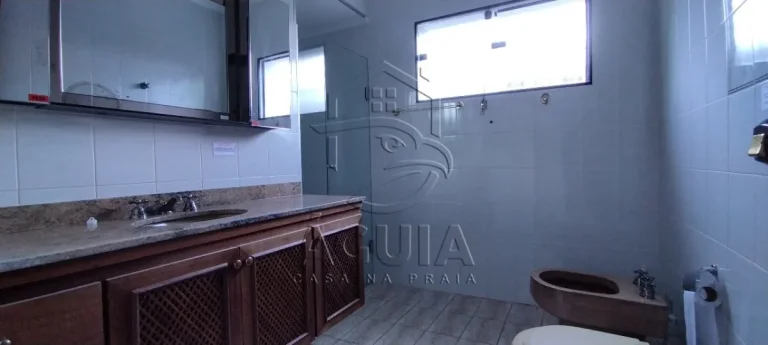 Imagem Casa à venda na Praia da Lagoinha em Ubatuba apenas 200mts da Praia!