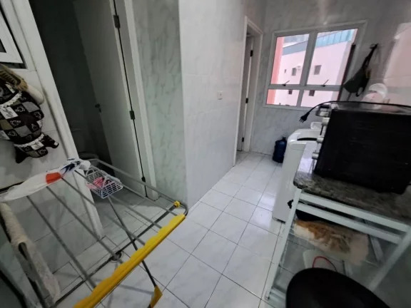 Imagem PITANGUEIRAS - LOCAL NOBRE , MARAVILHOSA ÁREA DE LAZER , 02 VAGAS DE GARAGEM NO PRÉDIO.