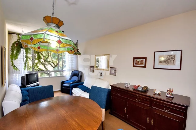 Imagem Apartamento super charmoso com 83m², 3 dormitórios ( 1 suíte ) e 2 vagas na garagem, em rua plana...