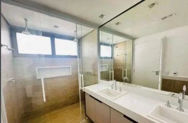Imagem Casa de condomínio com 650 m², 4 quartos sendo 4 suítes à venda no bairro Alto da Boa Vista.