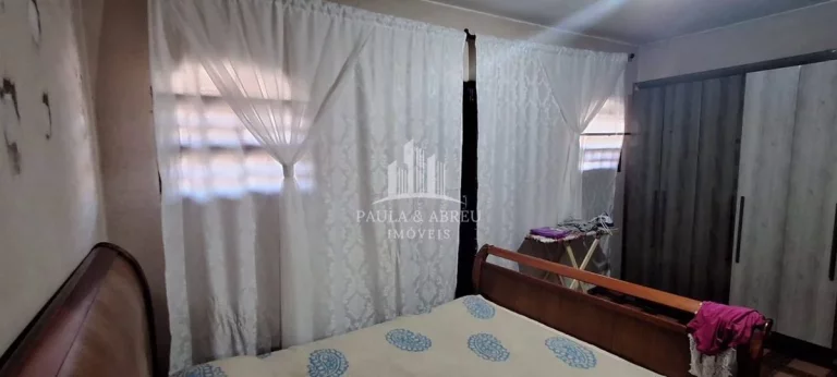 Imagem Sobrado 300m², 2 Quartos, Sendo 1 Suíte com Sacada, 1 Lavabo( desfeito p/ Closet), 3 Vagas, Área de Lazer Grande no Jardim Zaíra, Mauá-SP