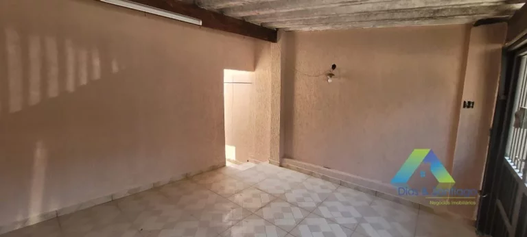 Imagem LINDA CASA TÉRREA RECEM REFORMADO COM 100m² EM 2 DORMITÓTIOS COM SUÍTE S NA VILA DAS MERCÊS/SAUDE.