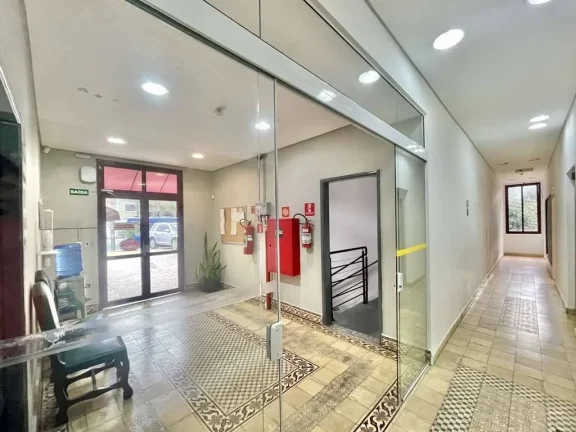 Imagem Centro Com. ÁAREA - Salas 1 e 2 - 81,01 m² + 2 vagas- ALUGADO C/ RENDA