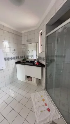 Imagem Apartamento Quadra Mar com 2 dormitórios à venda no Centro de Balneário Camboriú