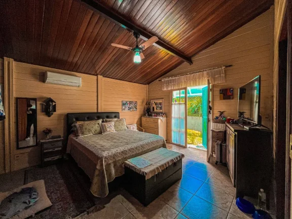 Imagem Casa com 3 dormitórios à venda, 270 m² por R$ 1.200.000,00 - Algarve - Cotia/SP