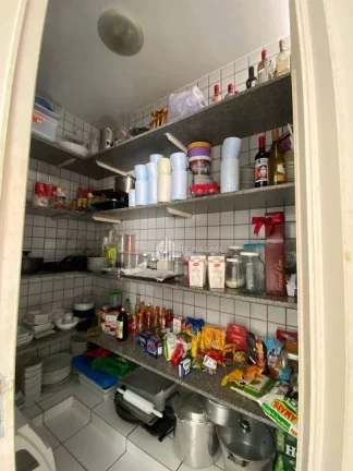 Imagem Casa à venda com 4 dormitórios (três suítes) R$ 1.600.000 - BOM PARA CLINICAS . Jóquei - Teresina/PI