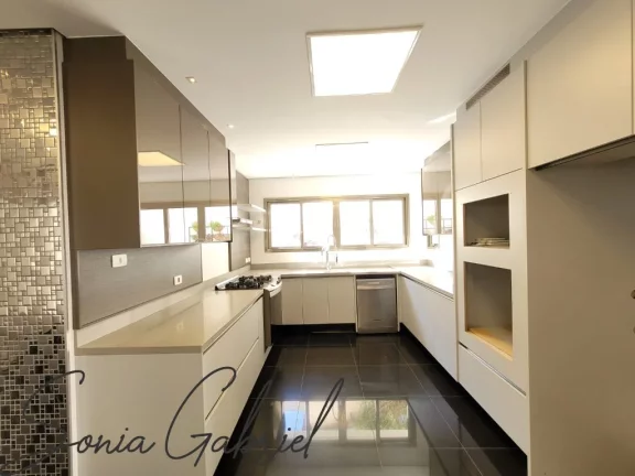 Imagem Casa de luxo no Condomínio Alpes de Vinhedo: 4 quartos, 4 suítes, 3 salas, 6 banheiros, 10 vagas, 566,90m². Venha conhecer! Imagem Casa de luxo no Condomínio Alpes de Vinhedo: 4 quartos, 4 suítes, 3 salas, 6 banheiros, 10 vagas, 566,90m². Venha conhecer!