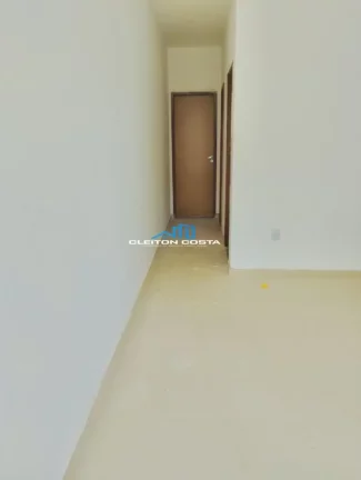 Imagem Casa para Venda em Feira de Santana, Tomba, 2 dormitórios, 1 suíte, 1 banheiro, 2 vagas