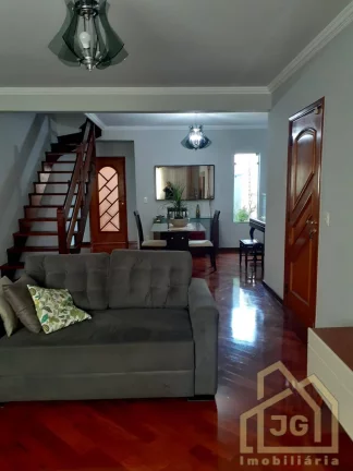 Sobrado com 4 Quartos à Venda, 203 m² em Vila Assunção - Santo André