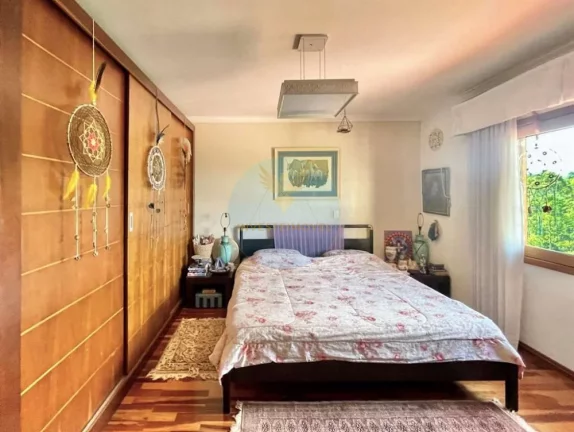 Imagem Casa em Condomínio a Venda no bairro Granja Viana - Carapicuíba, SP