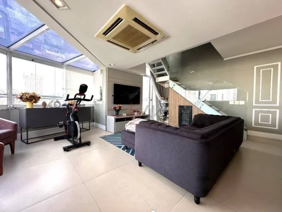Imagem Cobertura Duplex, mobiliada e decorada à venda no coração da Vila Olimpia.