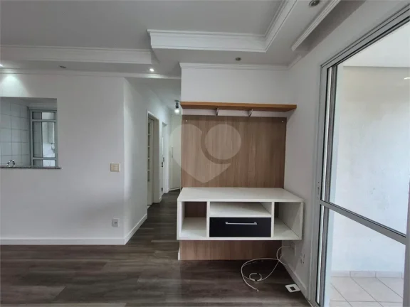 Imagem Apartamento à venda com 2 quartos, sendo 1 suíte, no condomínio Oásis Residencial Club Lapa, São Paulo - SP