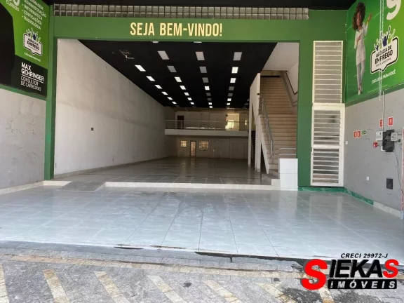 Imagem Galpão Comercial para Locação na Vila Santa Teresa - 6 Salas, 3 Banheiros, 2 Vagas de Garagem, 840 m² - São Paulo-SP