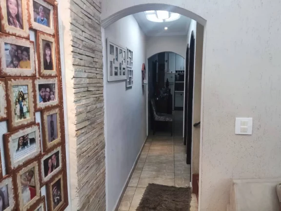 Imagem Sobrado Maravilhoso com 190 m² 3 Dormitorios sendo 1 Suite Estuda Permuta