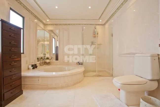 Imagem Luxuosíssimo apartamento de 500m² da construtora Elias Victor Nigri, com quatro suítes, sendo a s...