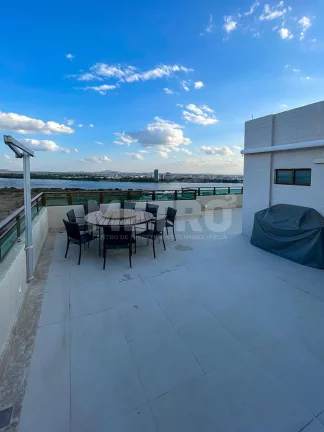 Imagem Cobertura de Alto Padrão à venda na Orla Vista panorâmica da cidade, 4 suítes