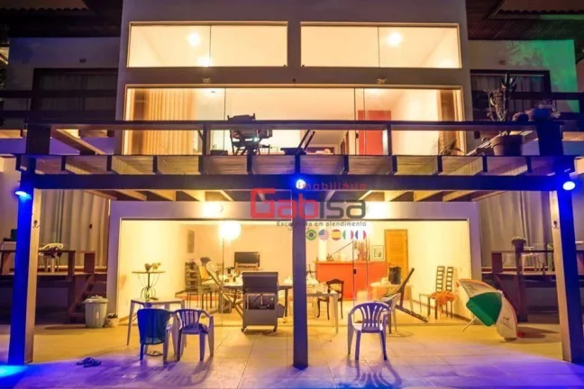 Imagem Casa com 8 dormitórios à venda, 500 m² por R$ 4.200.000,00 - Ferradura - Armação dos Búzios/RJ