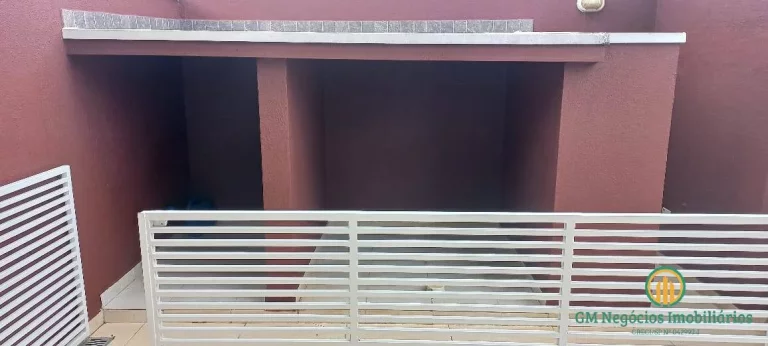 Imagem Maravilhosa moderna clean, com 3 suítes, a master com 2 closets, piscinas,