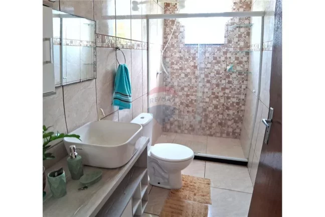 Imagem Casa de dois dormitórios em condomínio fechado em Itaipuaçu